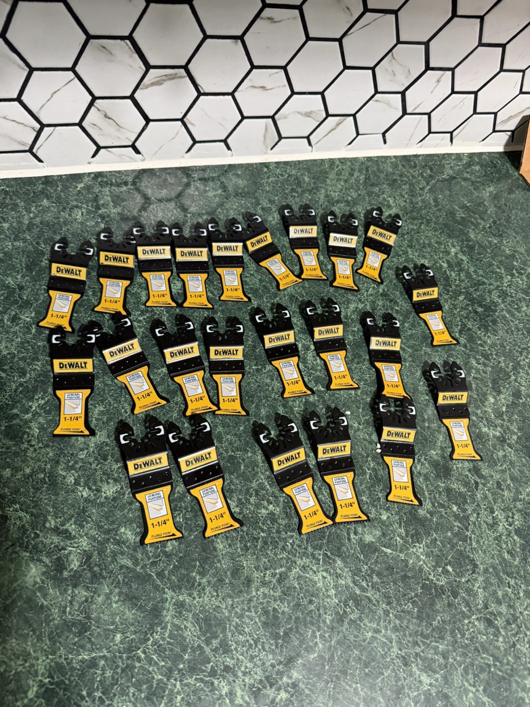 DEWALT 1-1/4" Oscillating Tool Blades - 20pc Set - photo 2