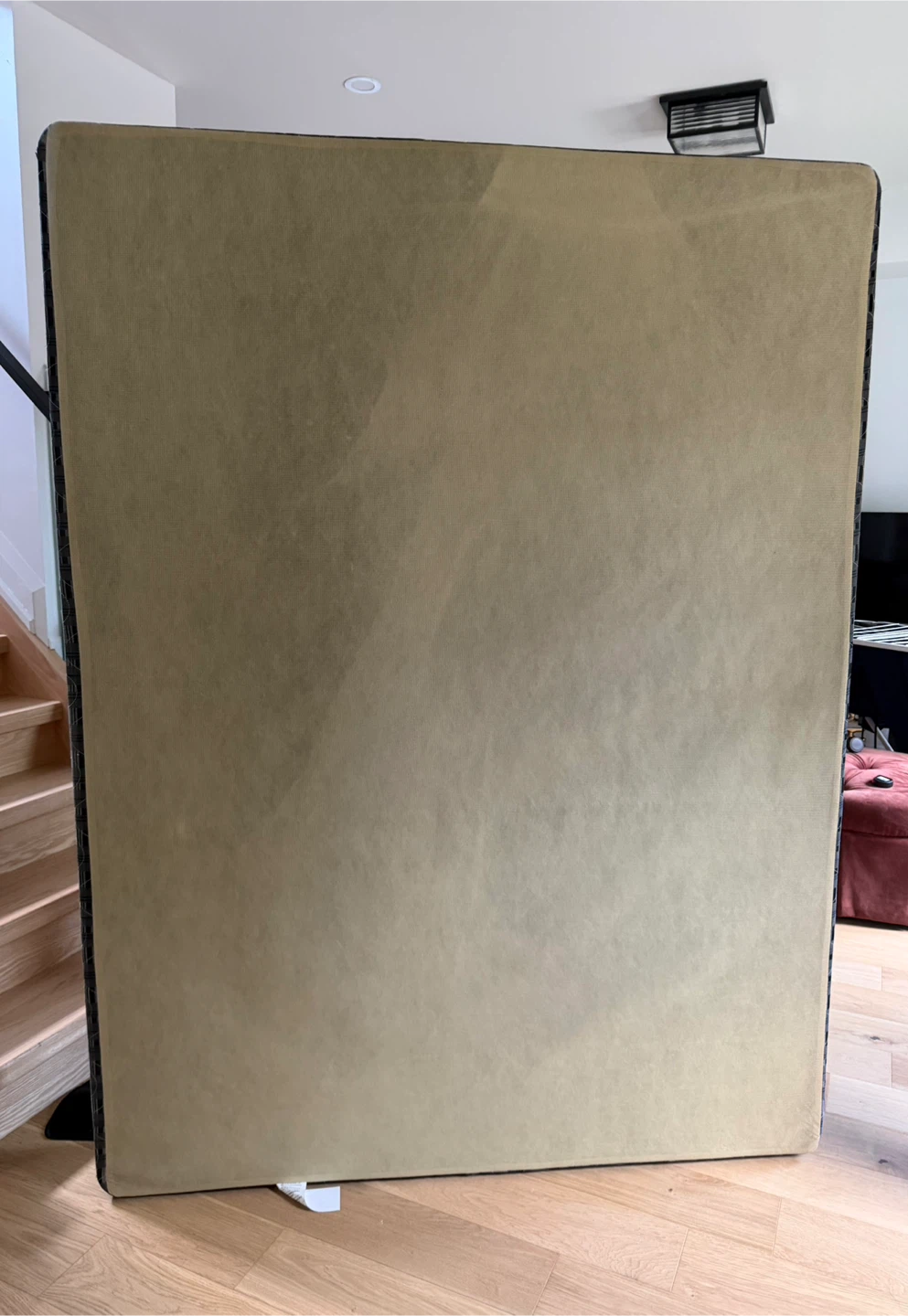 Queen size box spring - photo 2