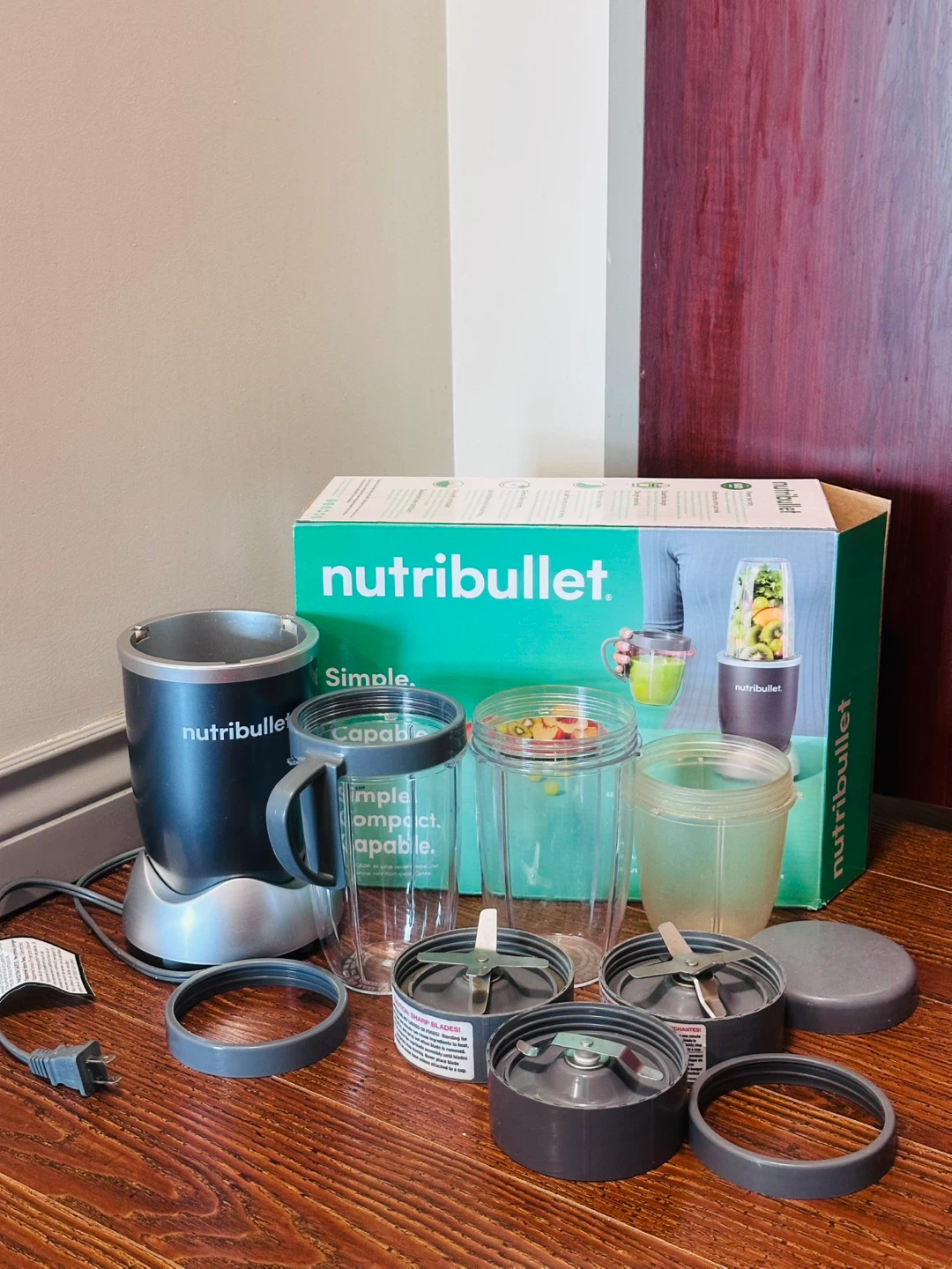 Nutribullet Blender with Cups and Blades
