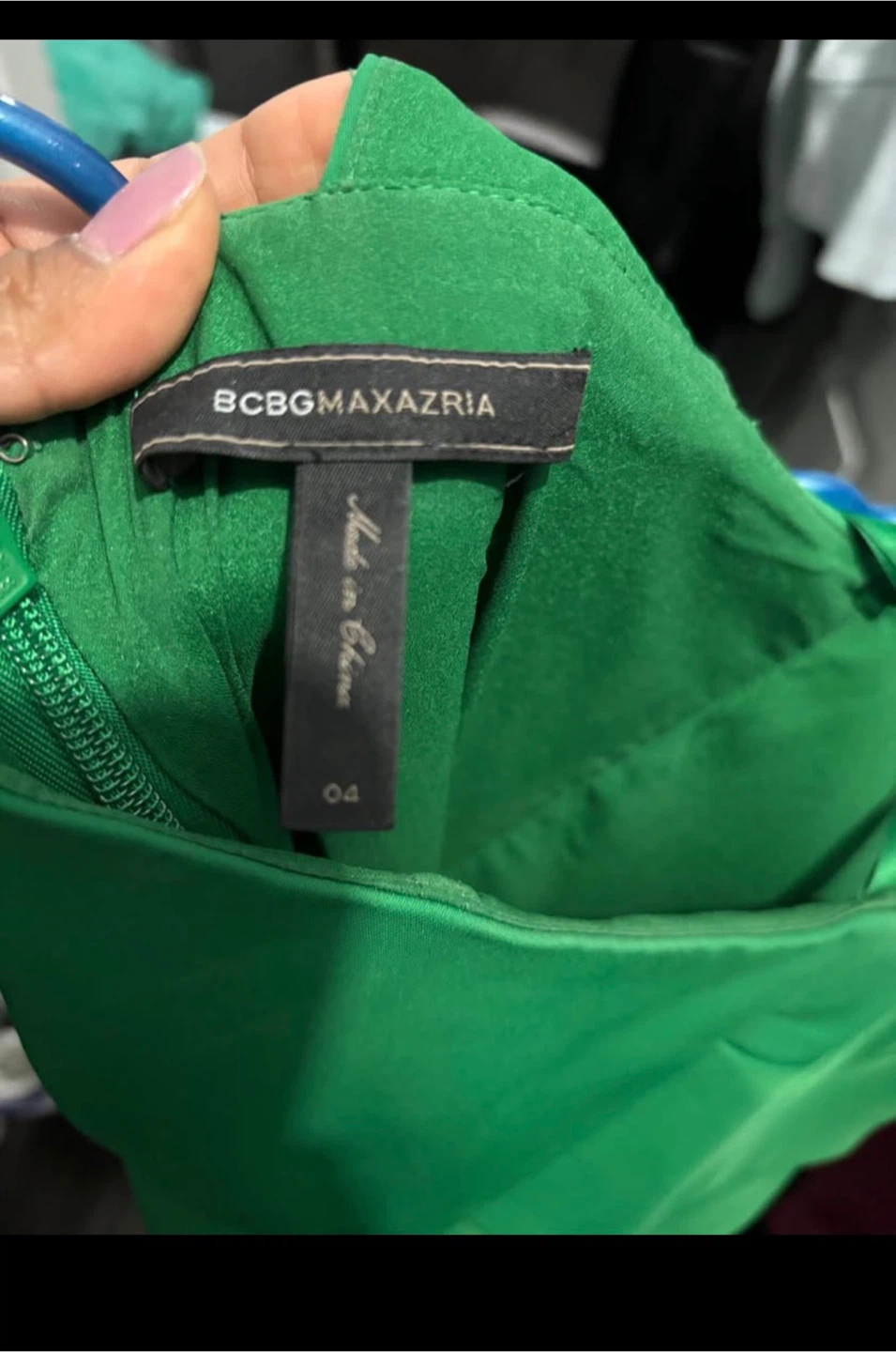 BCBGMAXAZRIA Green One-Shoulder Gown - Size 4 - photo 4