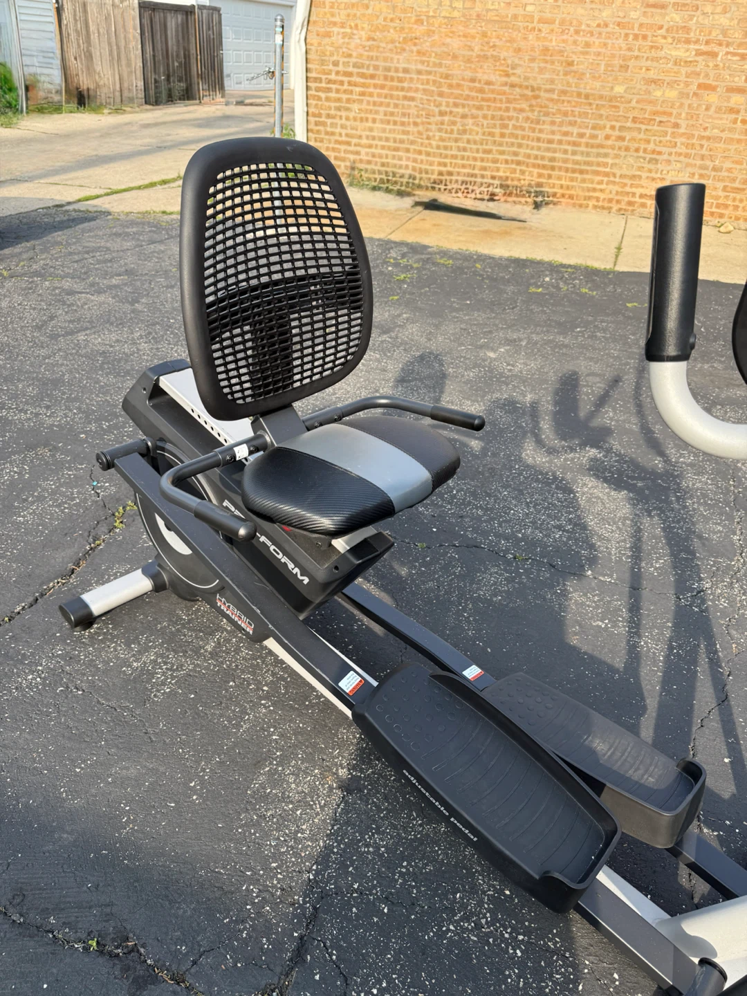 Hybrid Trainer Elliptical Machine. $150.00 OR BEST OFFER. - photo 4