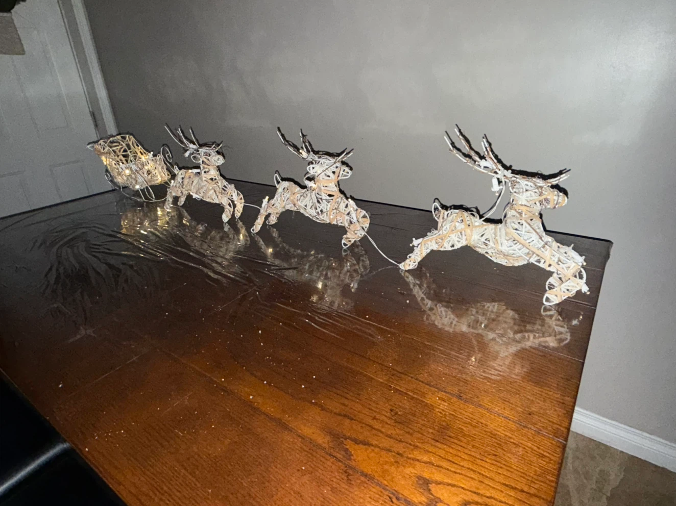Indoor Christmas Sleigh with 3 Reindeer - photo 2