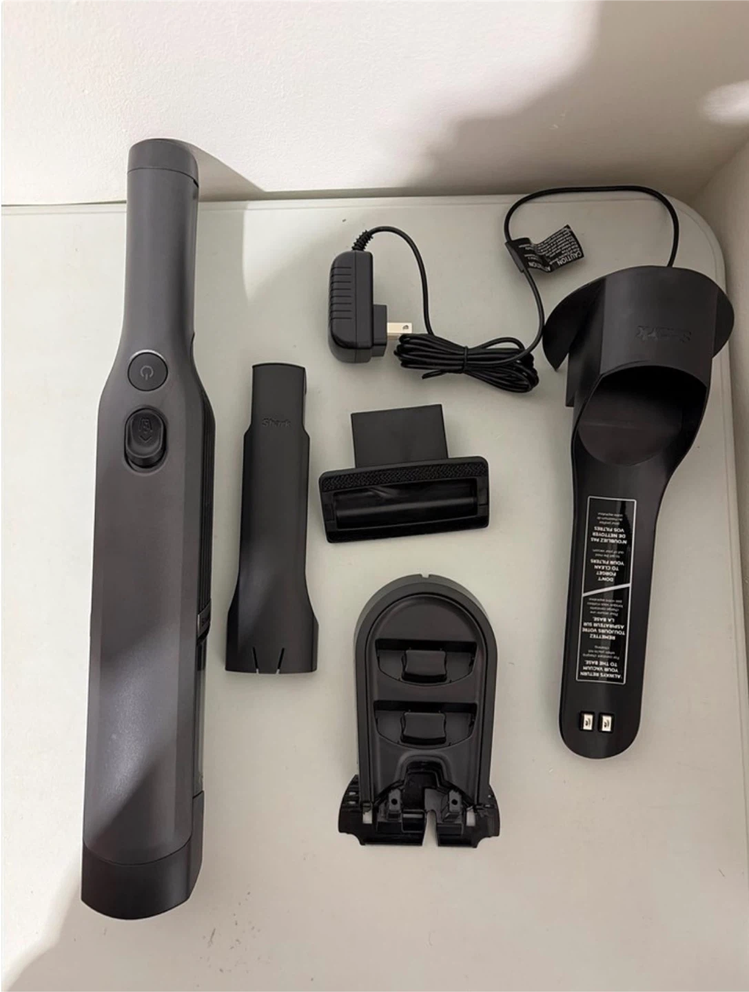 Shark WANDVAC Handheld Vacuum with Charging Dock - photo 2