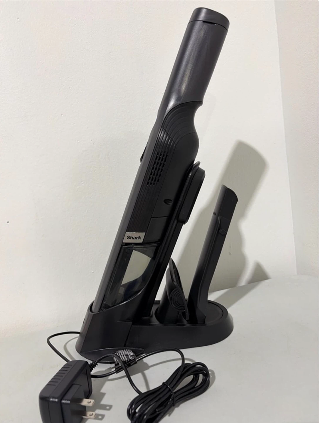 Shark WANDVAC Handheld Vacuum with Charging Dock - photo 4