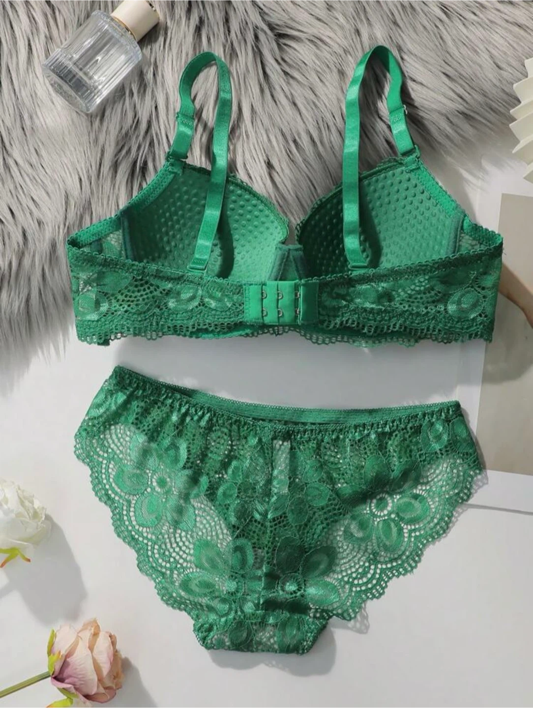 Women’s Lingerie Set - photo 2