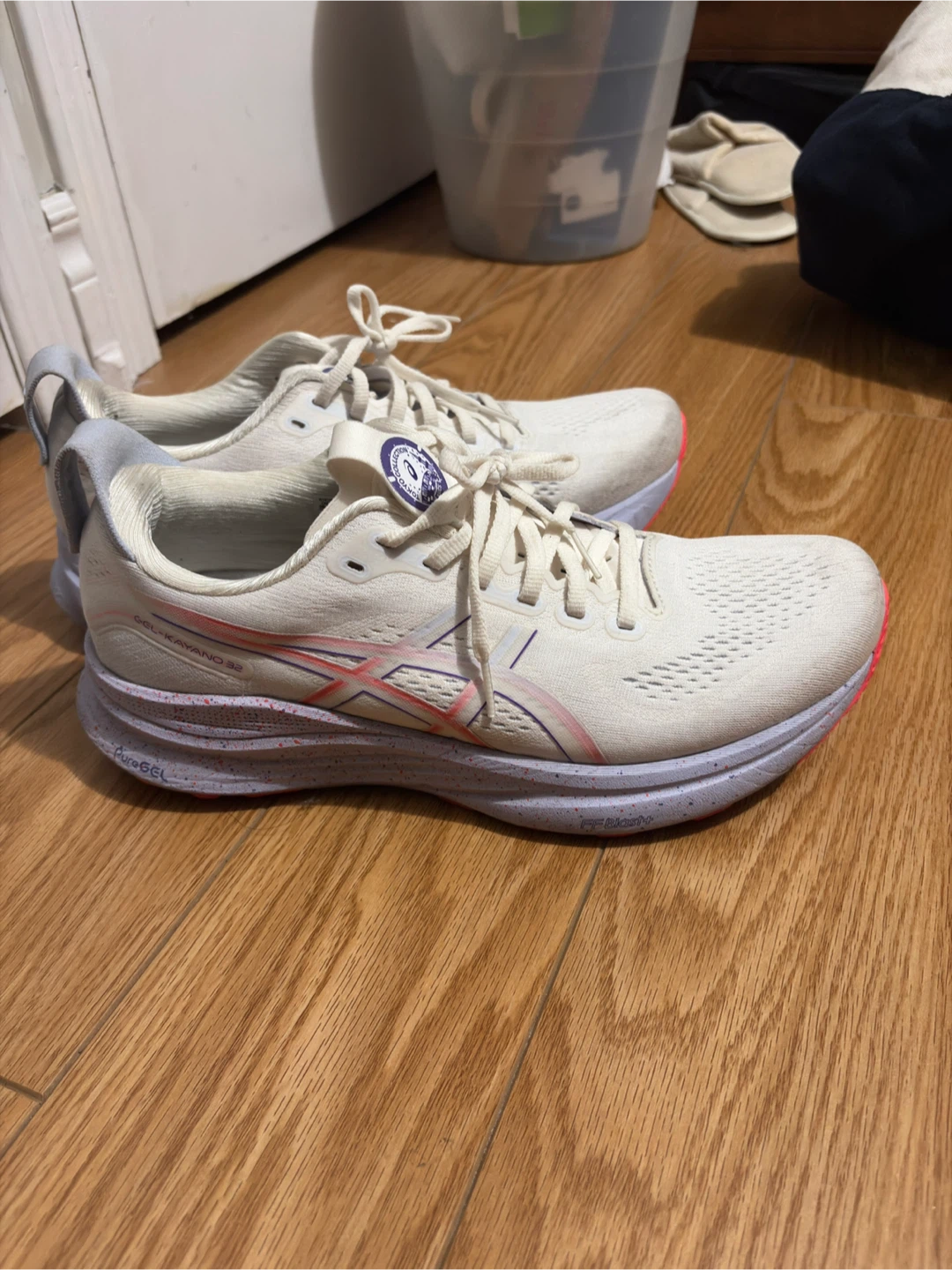 ASICS GEL-Kayano 32 Running Shoes