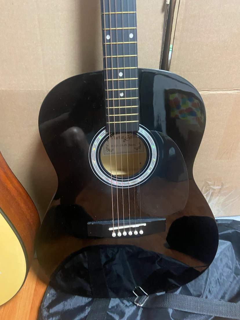Moving sale - acoustic guitar