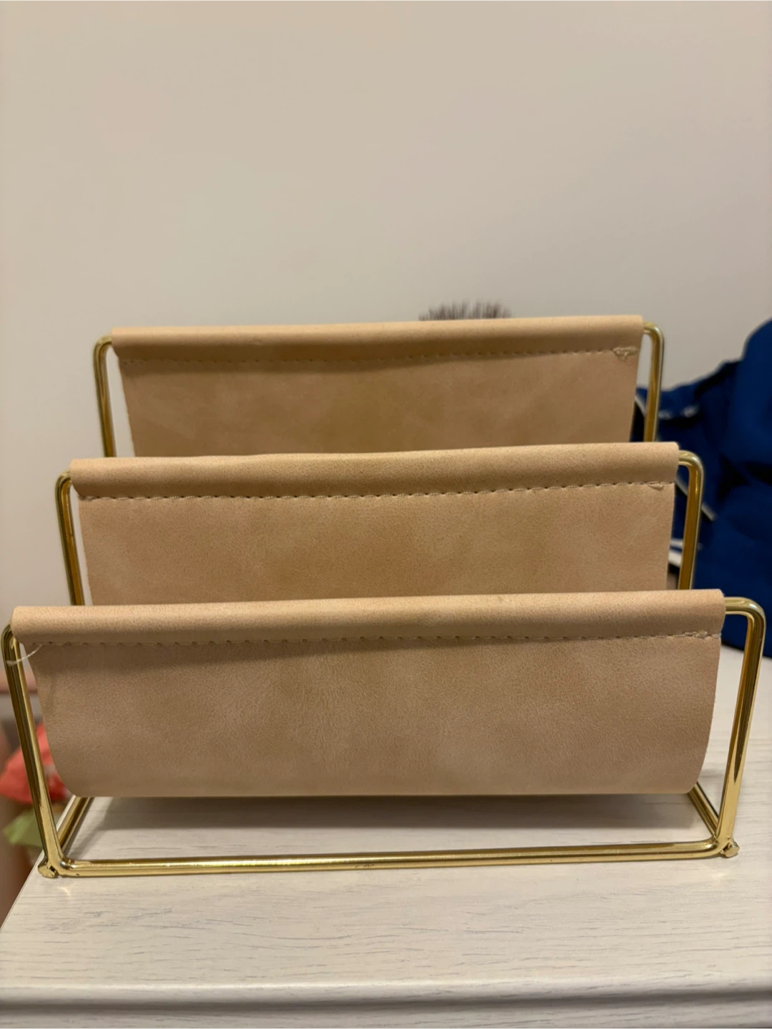 Letter Holder