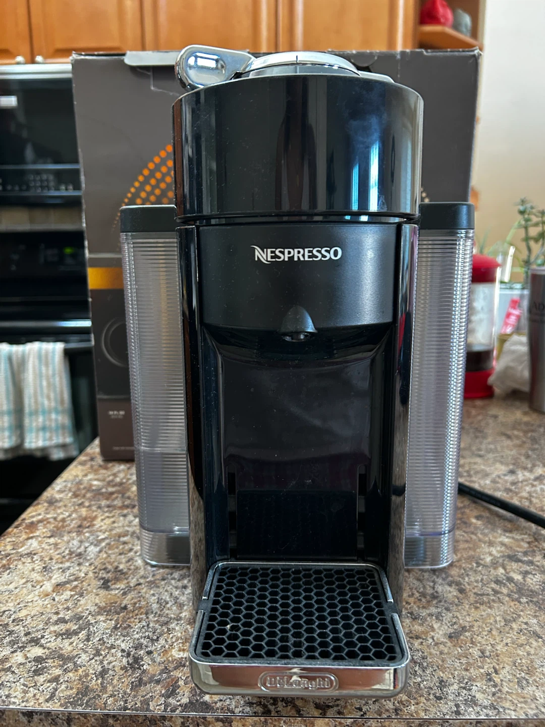 Nespresso Vertuo Coffee Machine - photo 4