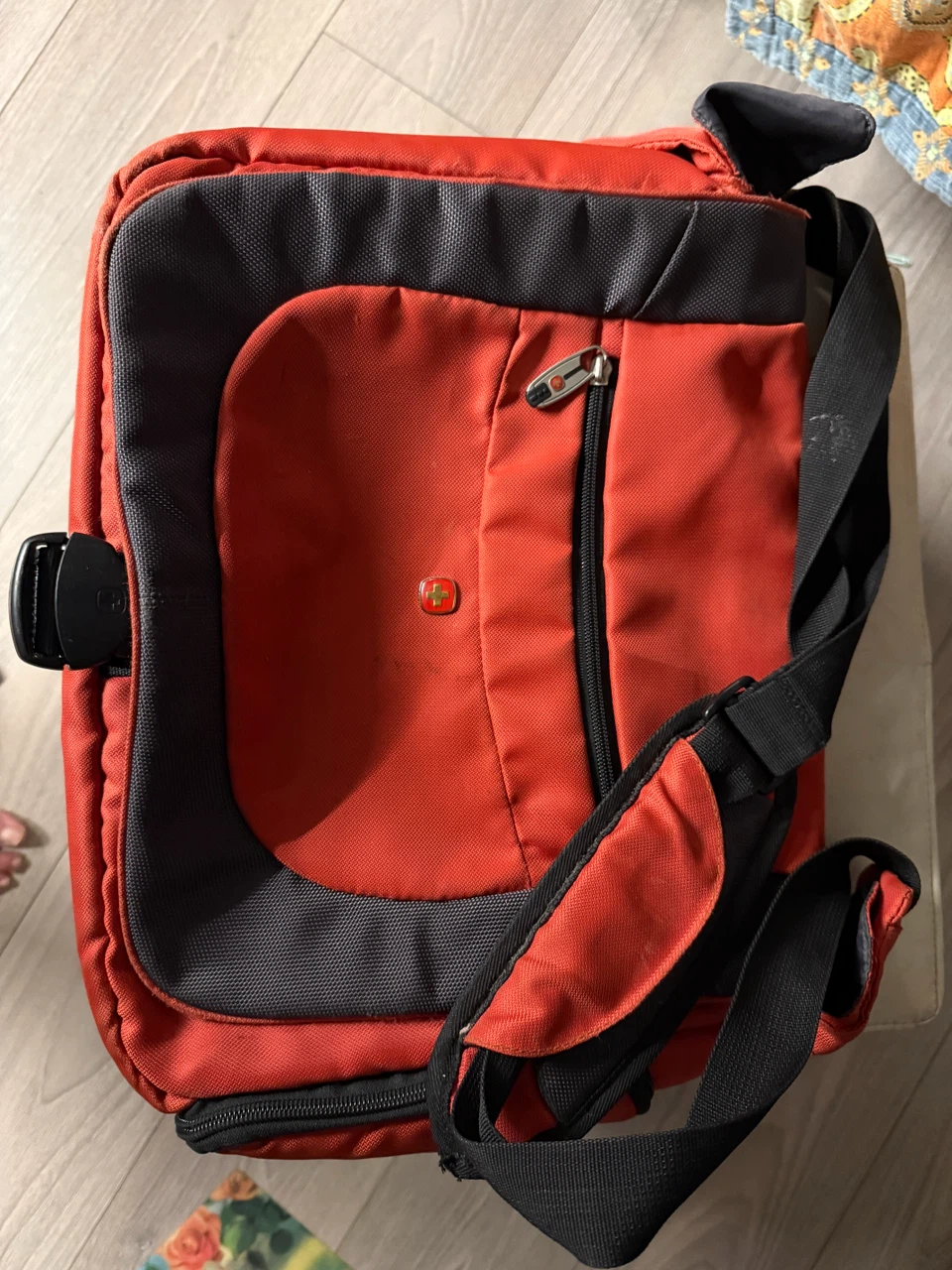 Orange Swissgear Messenger Bag