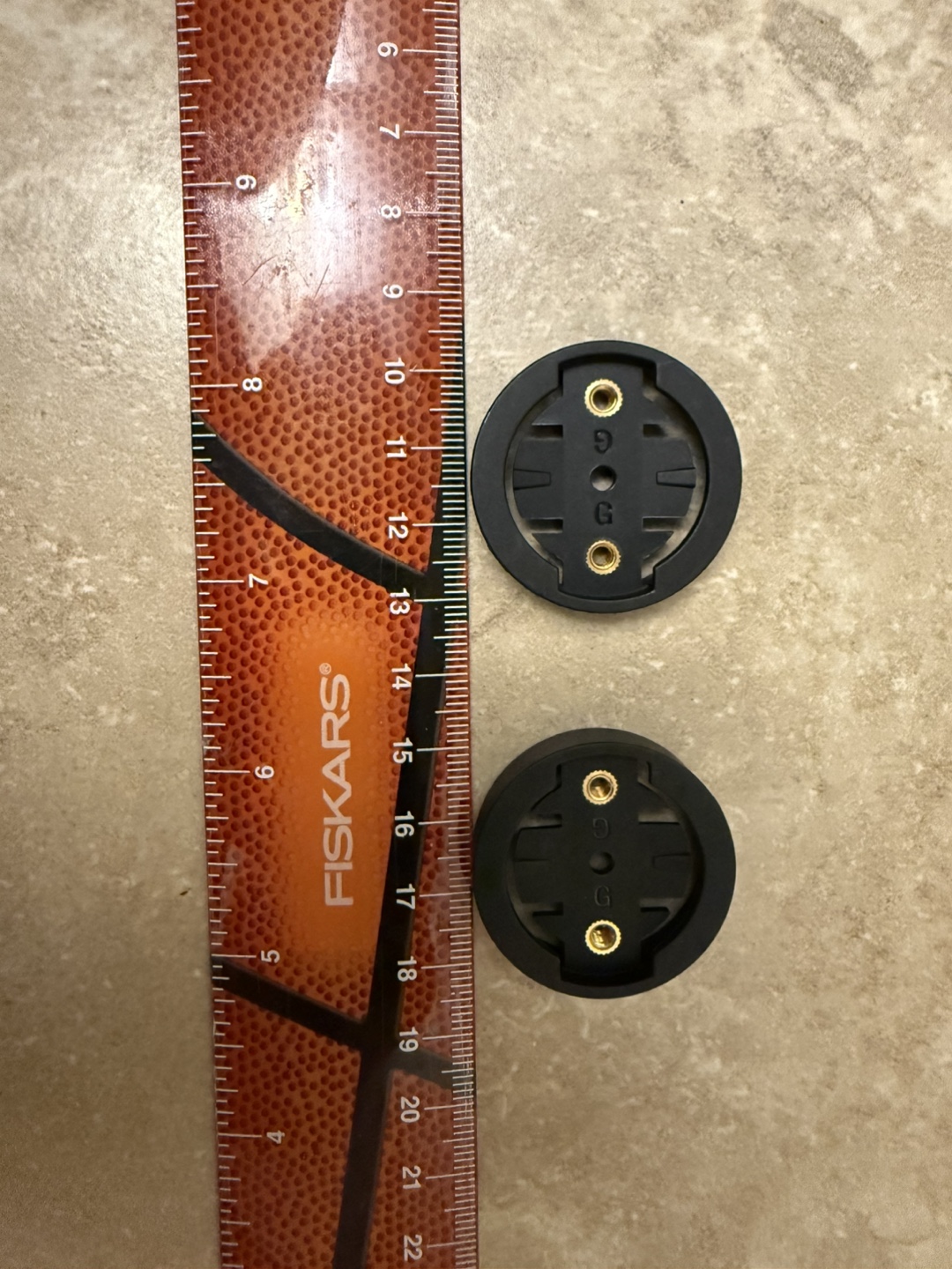 Computer mount base for Garmin - photo 3