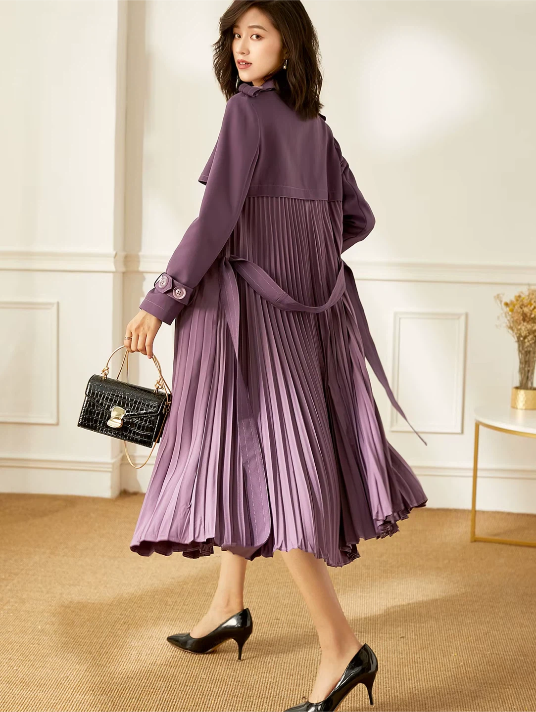 Pleated trench coat size S/M/L