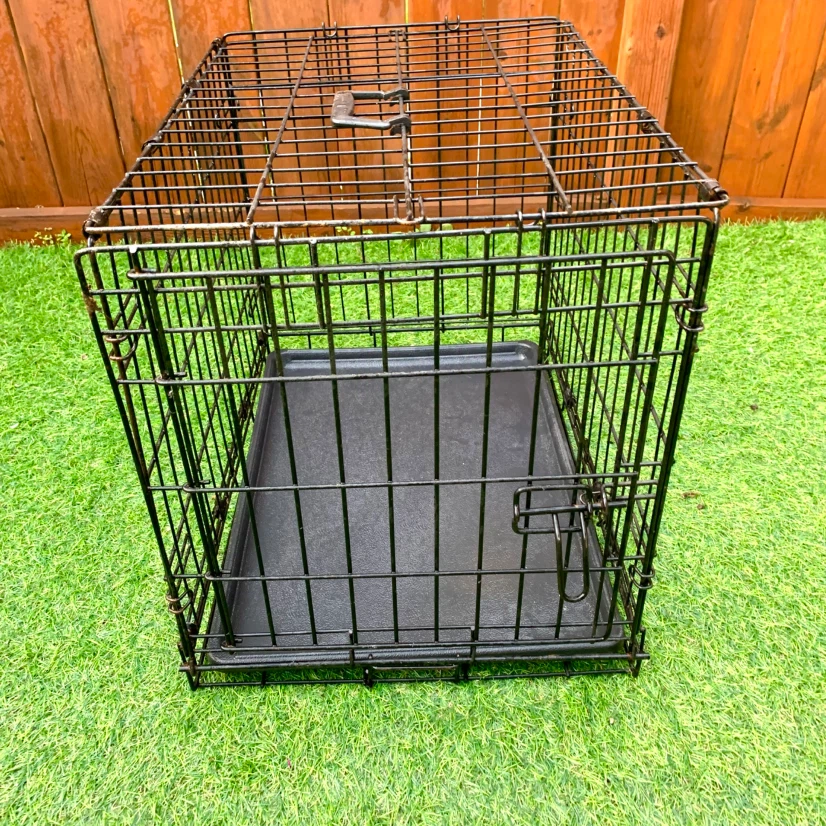 Dog Crate Metal Folding Pet Kennel Cage with Removable Tray - photo 3