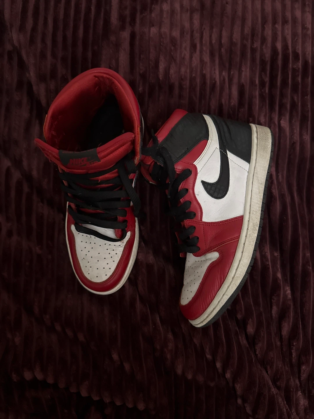 Air Jordan 1 High OG Chicago