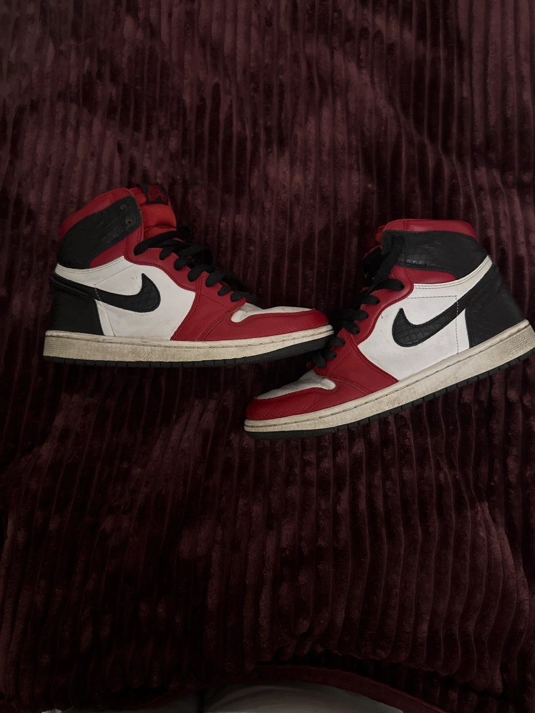 Air Jordan 1 High OG Chicago - photo 4