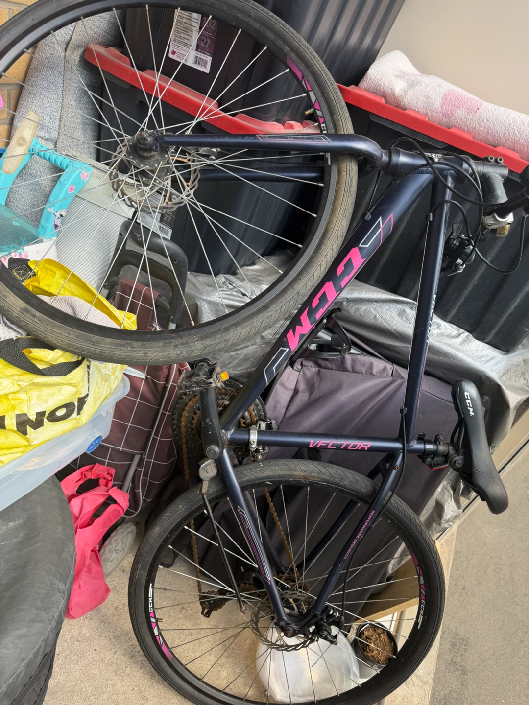 CCM Vector Road Bike, 21-Speed, 700 C, Purple