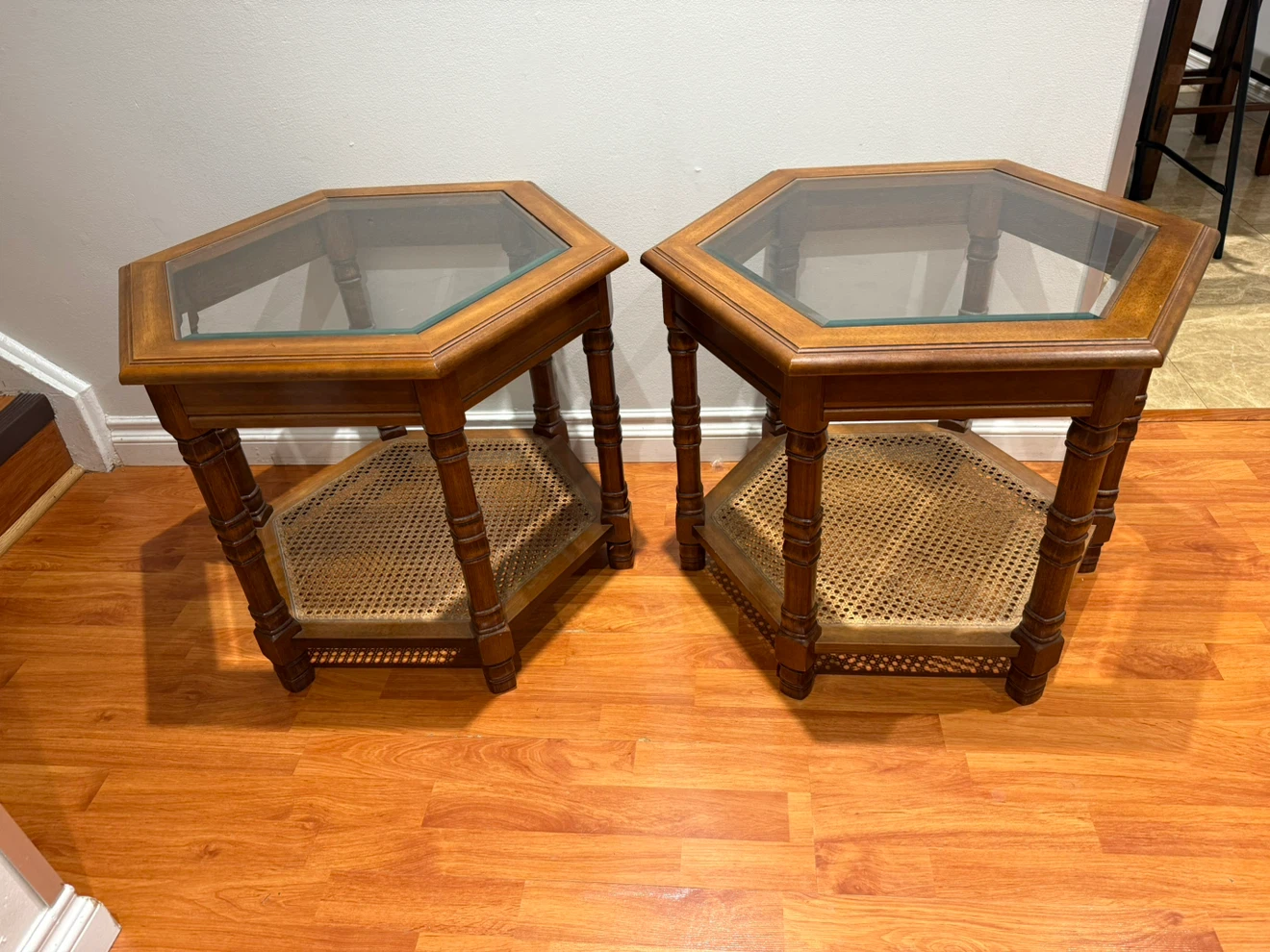 Set of 2 Hexagonal Glass Top Side Tables - photo 2