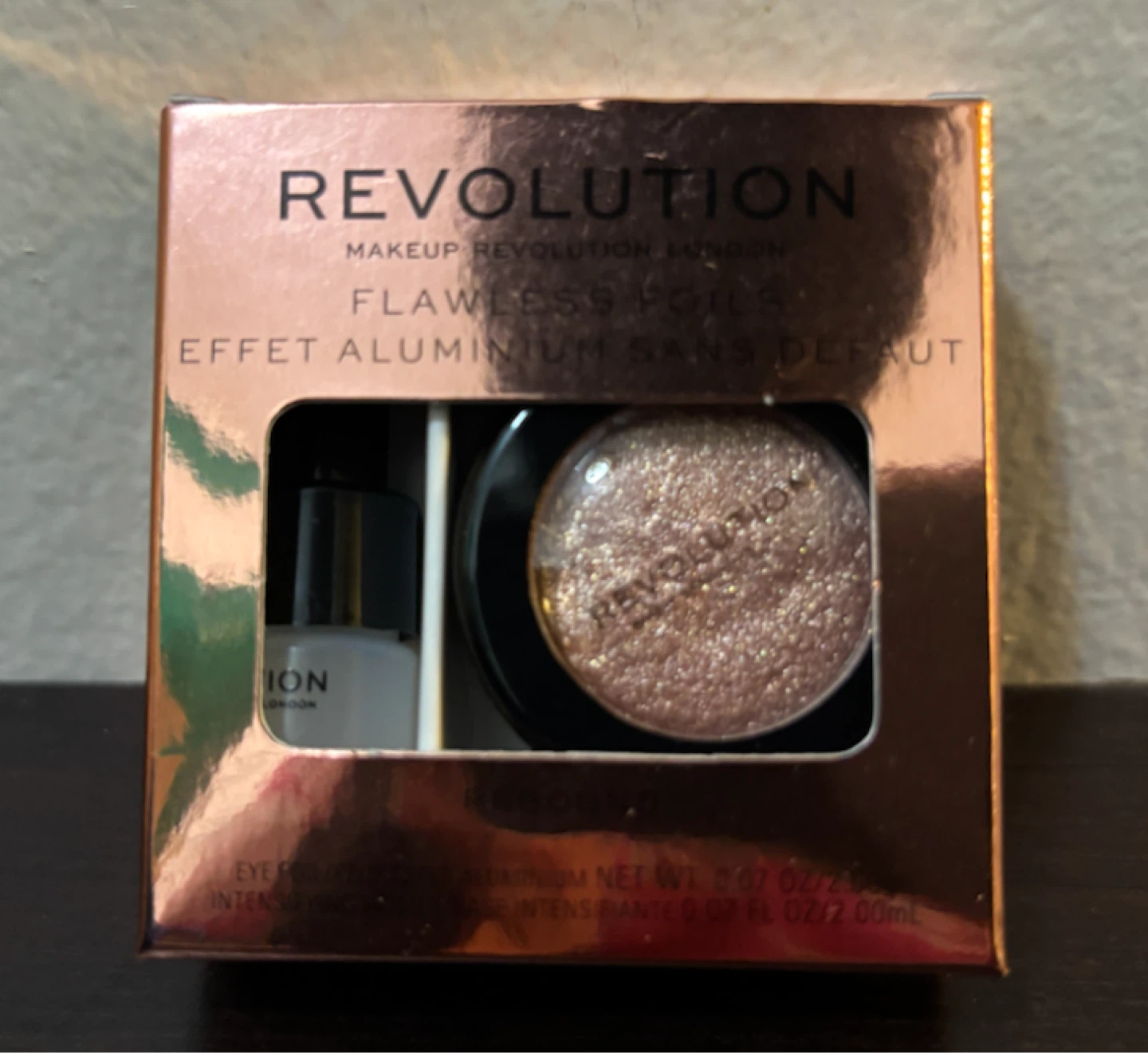 NEW-Revolution Flawless Foils Eye Makeup Set