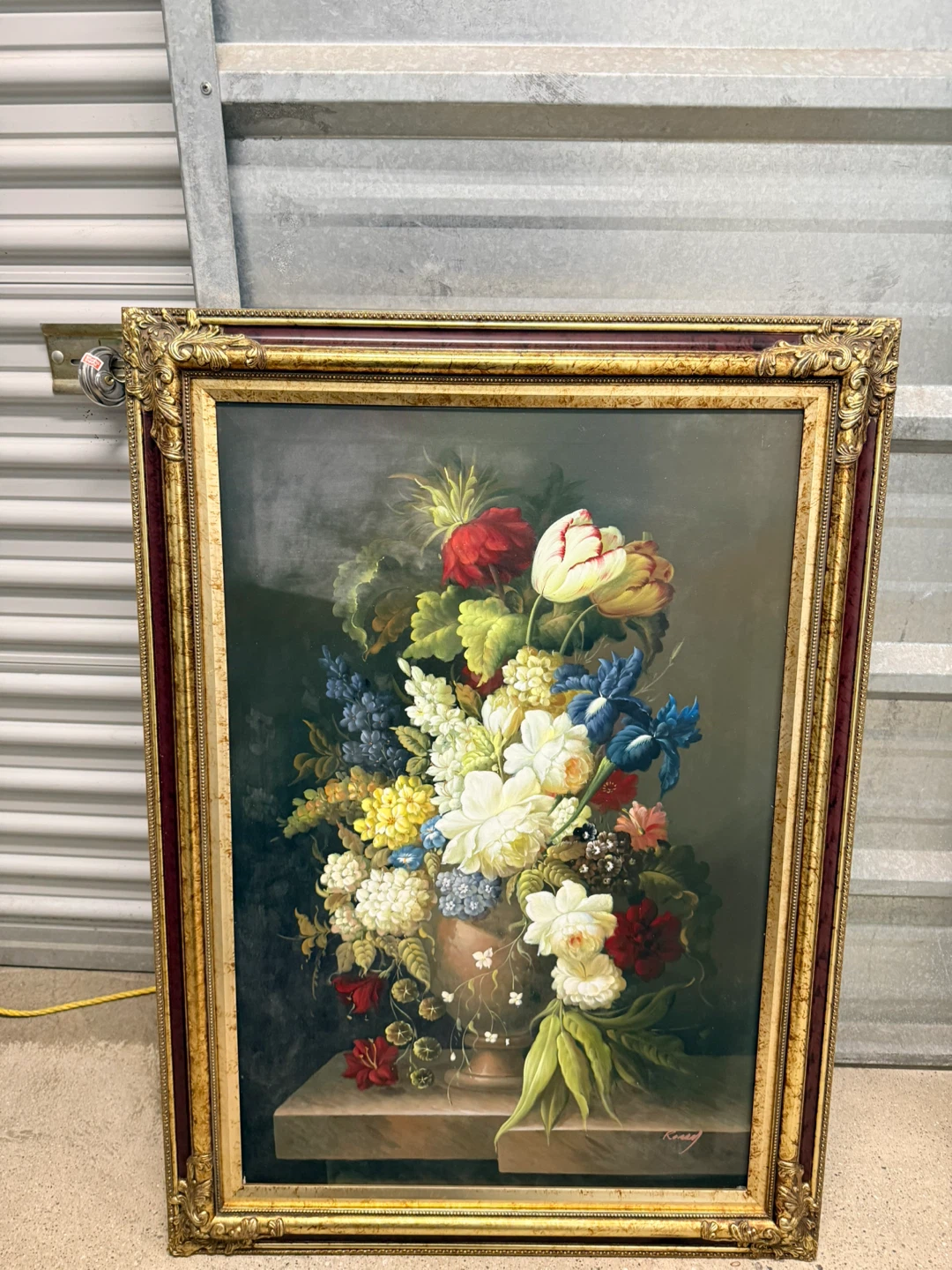 VTG 1960’s Oil On Canvas Floral Still Life in Ornate Frame