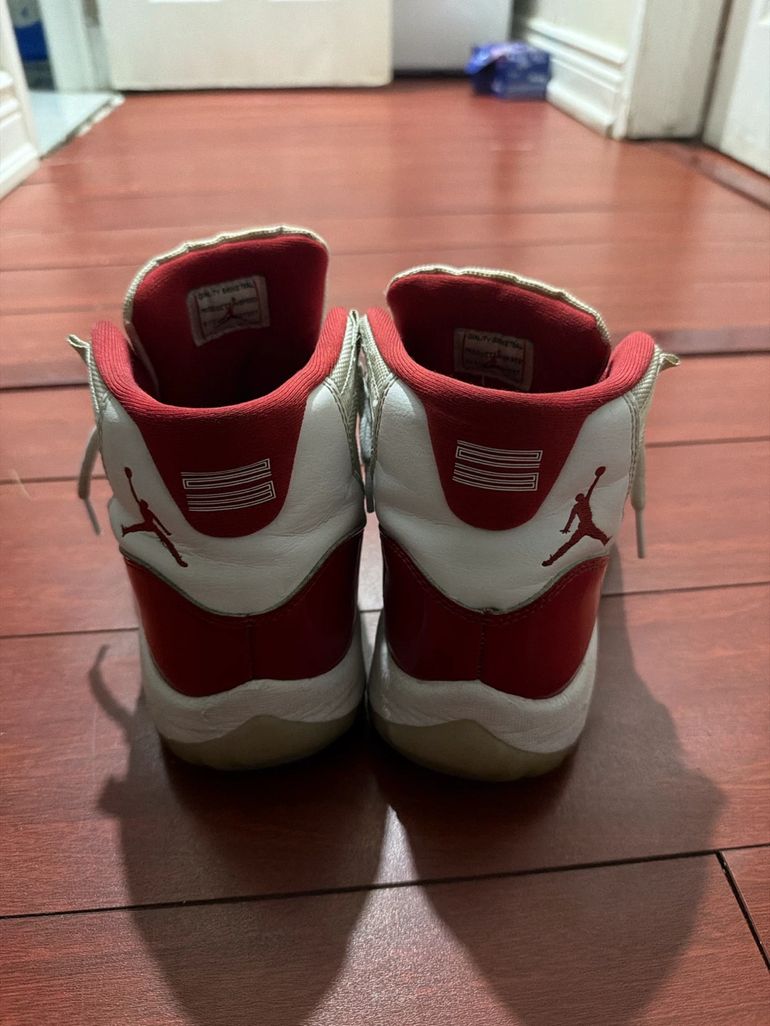 Air Jordan 11 Cherry sneakers - photo 3
