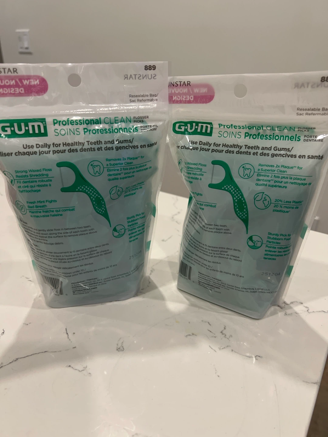 GUM Professional Clean Flosser Picks - 2x 150 Pack - photo 2