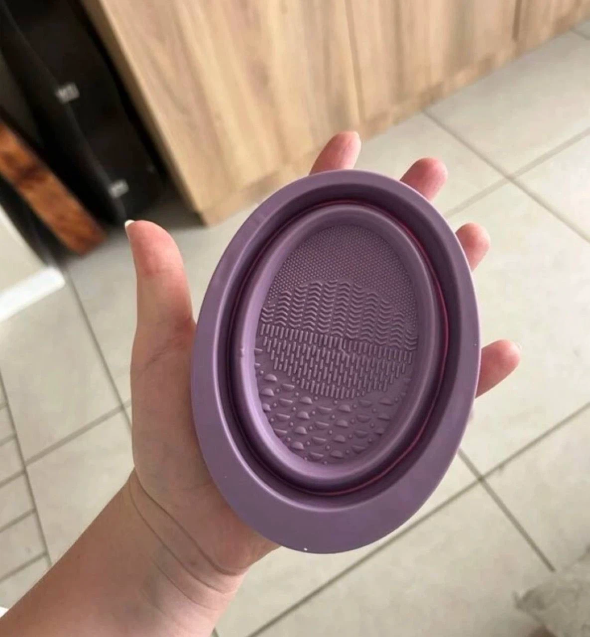Silicone Makeup Brush Cleaning Mat - photo 3