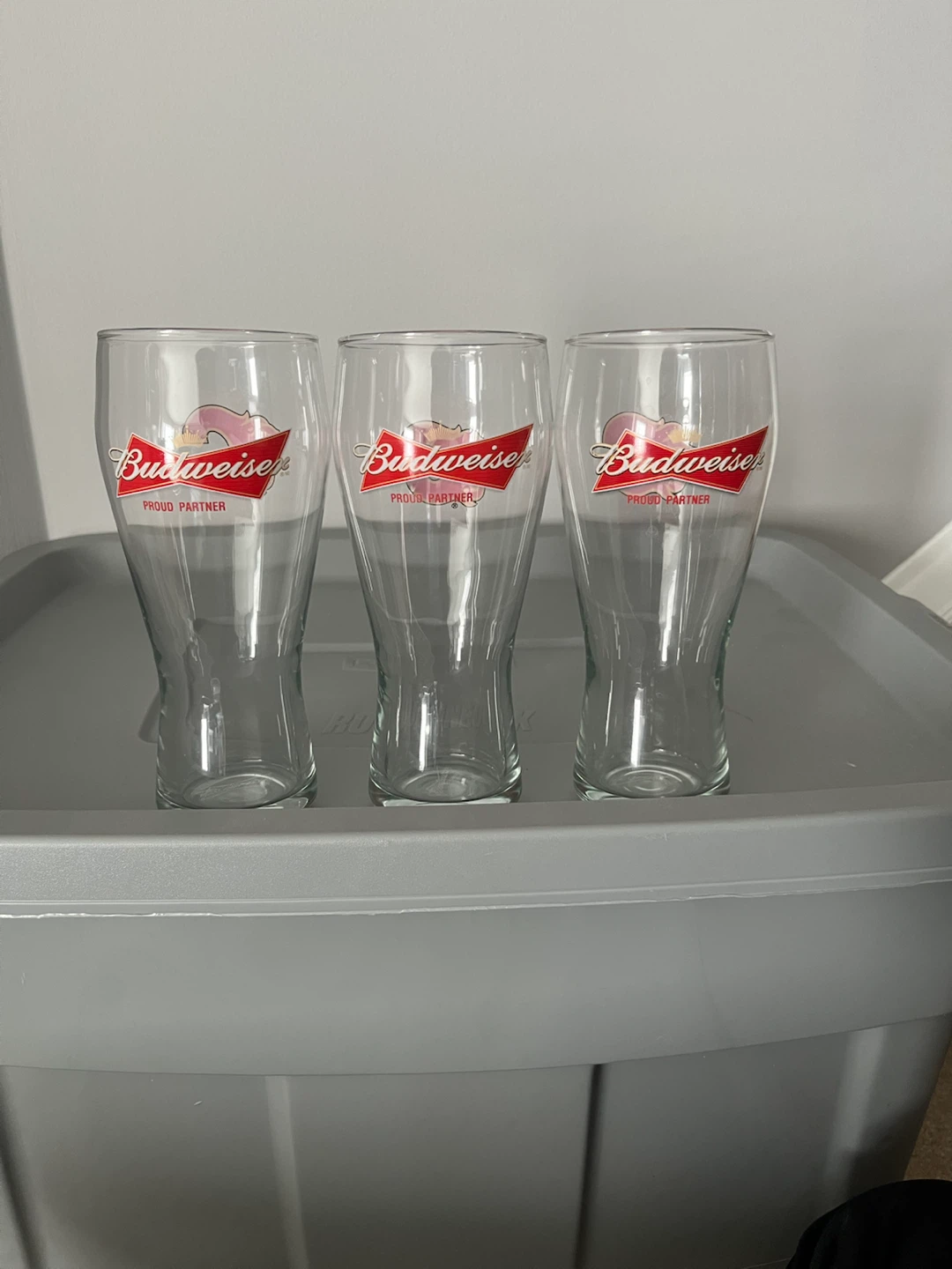 Calgary Flames Budweiser Glasses - photo 2