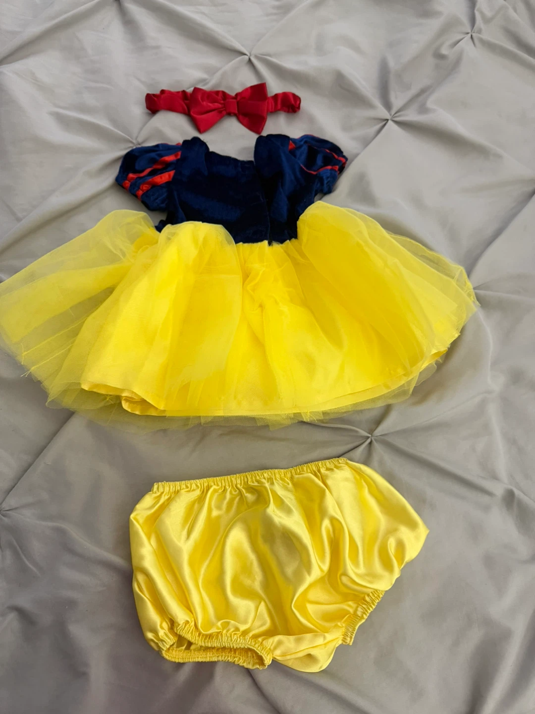 Snow White Halloween Costume - photo 2