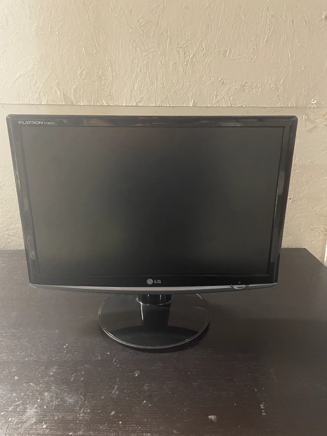 LG Flatron 19M37A Monitor