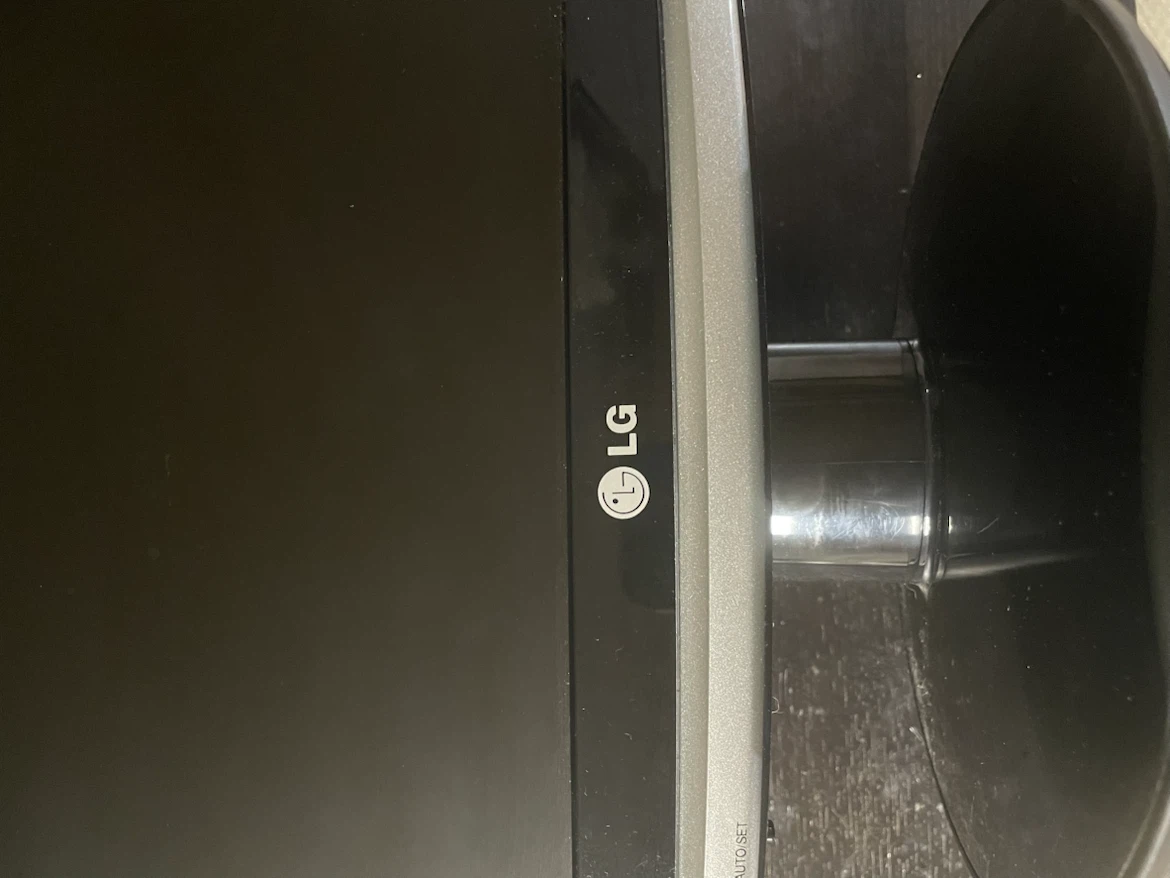 LG Flatron 19M37A Monitor - photo 3