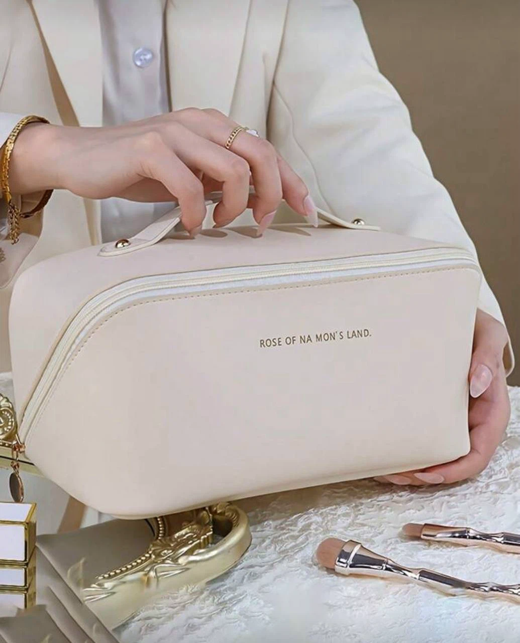 Large Makeup Bag / Travel Cosmetic Organizer (White) - photo 4