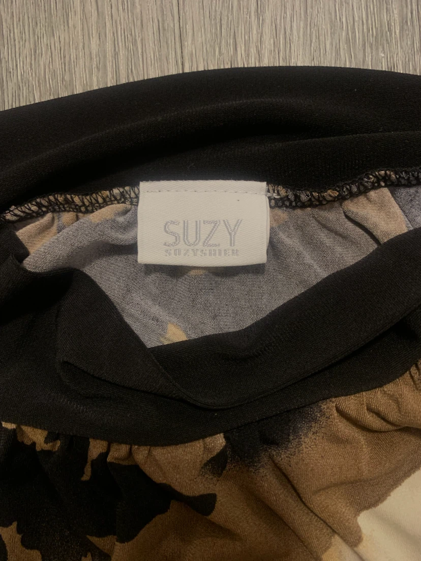 Suzy Shier floral halter top - photo 3