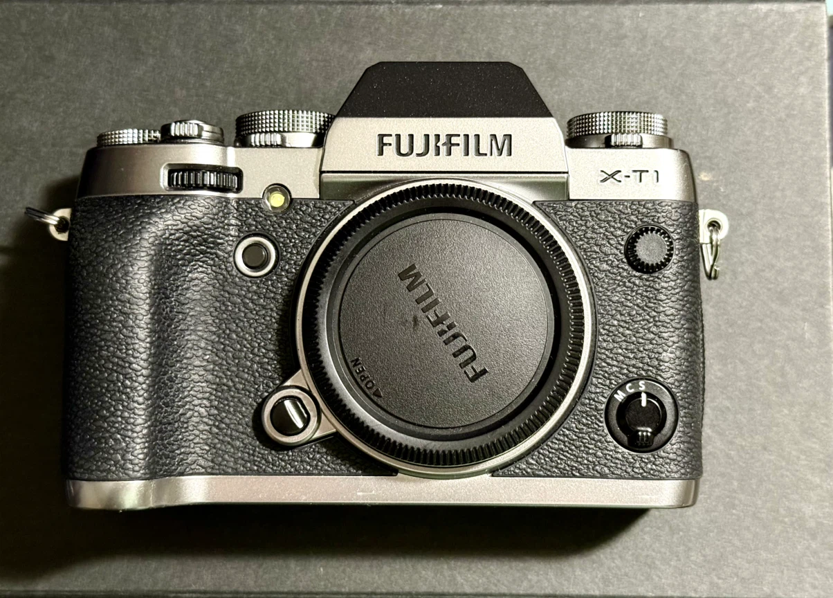 Fujifilm X-T1 Digital Camera - photo 2