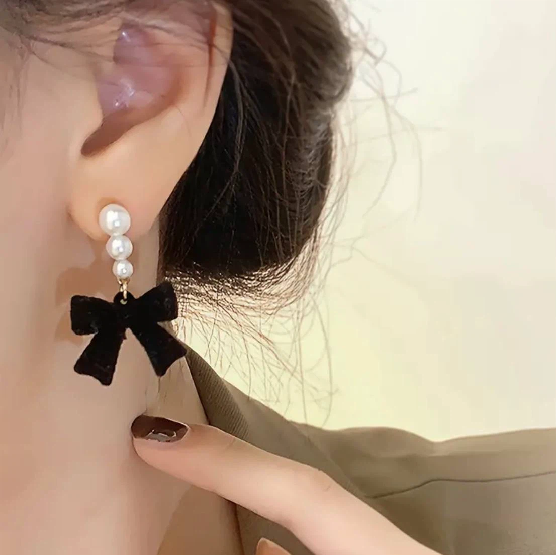 Black Velvet Bow Pearl Earrings
