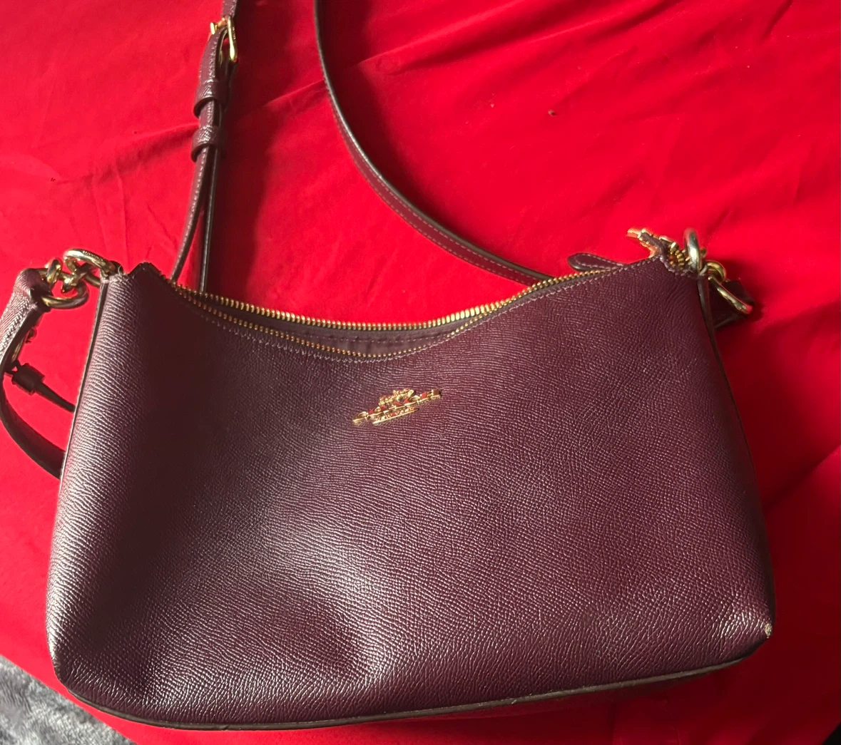 Coach Leather Shoulder Bag Burgundy