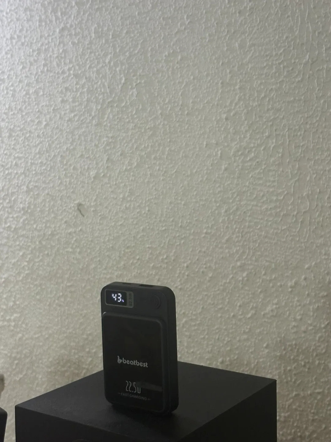 Beatbest 22.5W Fast Magsafe Powerbank. Best condition evet. - photo 3