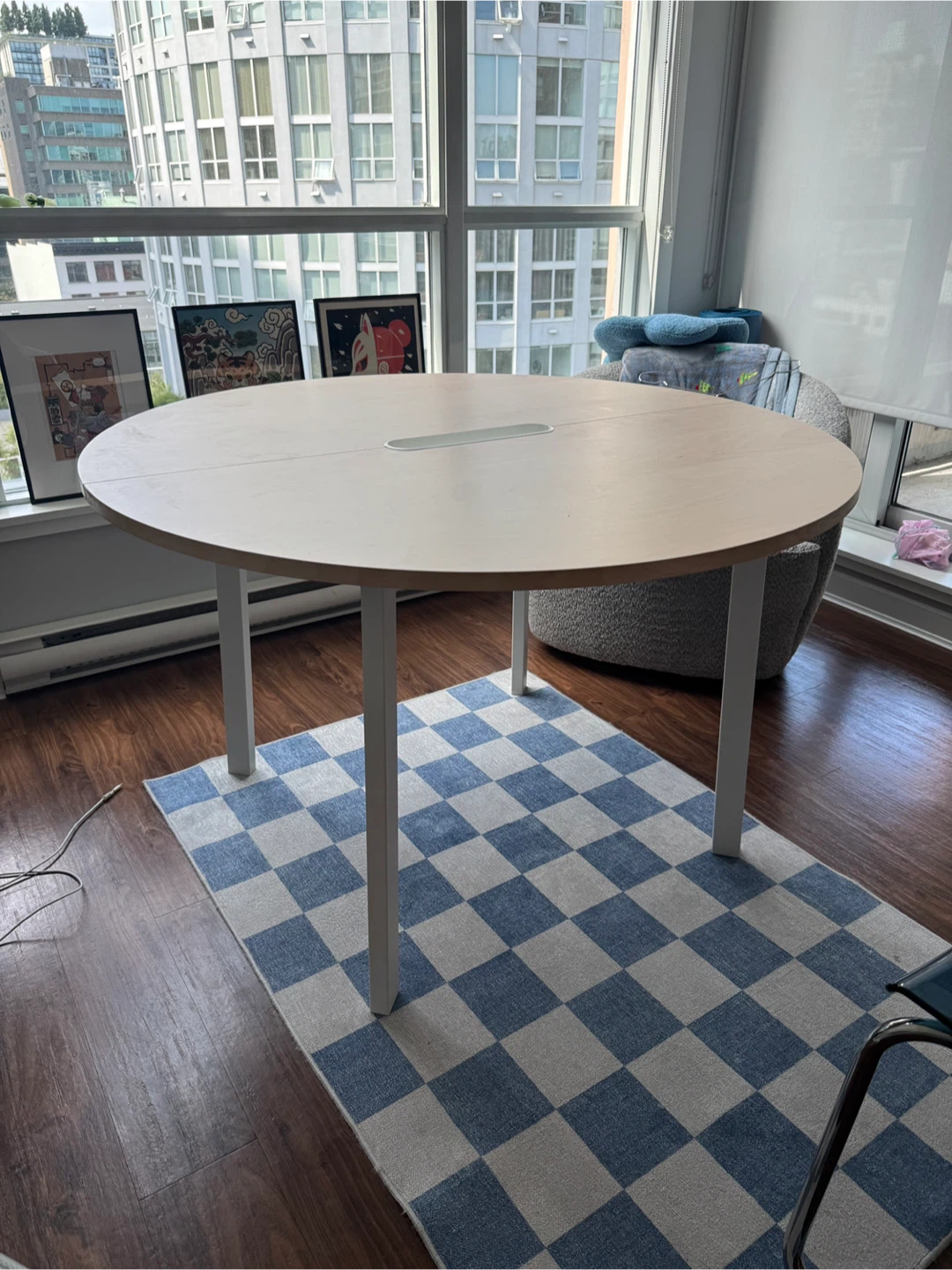 Round wood table with metal legs