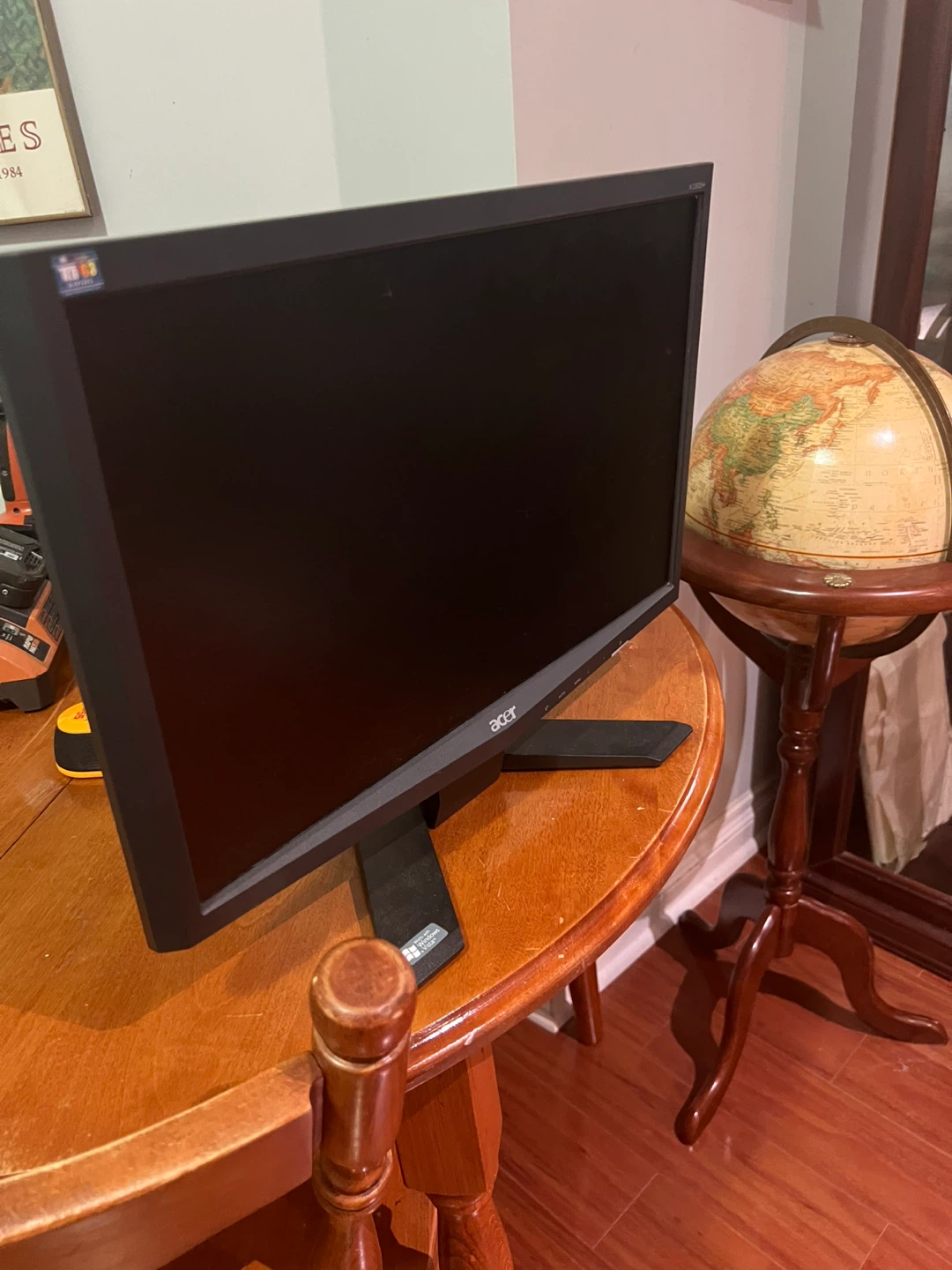 Acer X193W LCD Monitor - photo 2