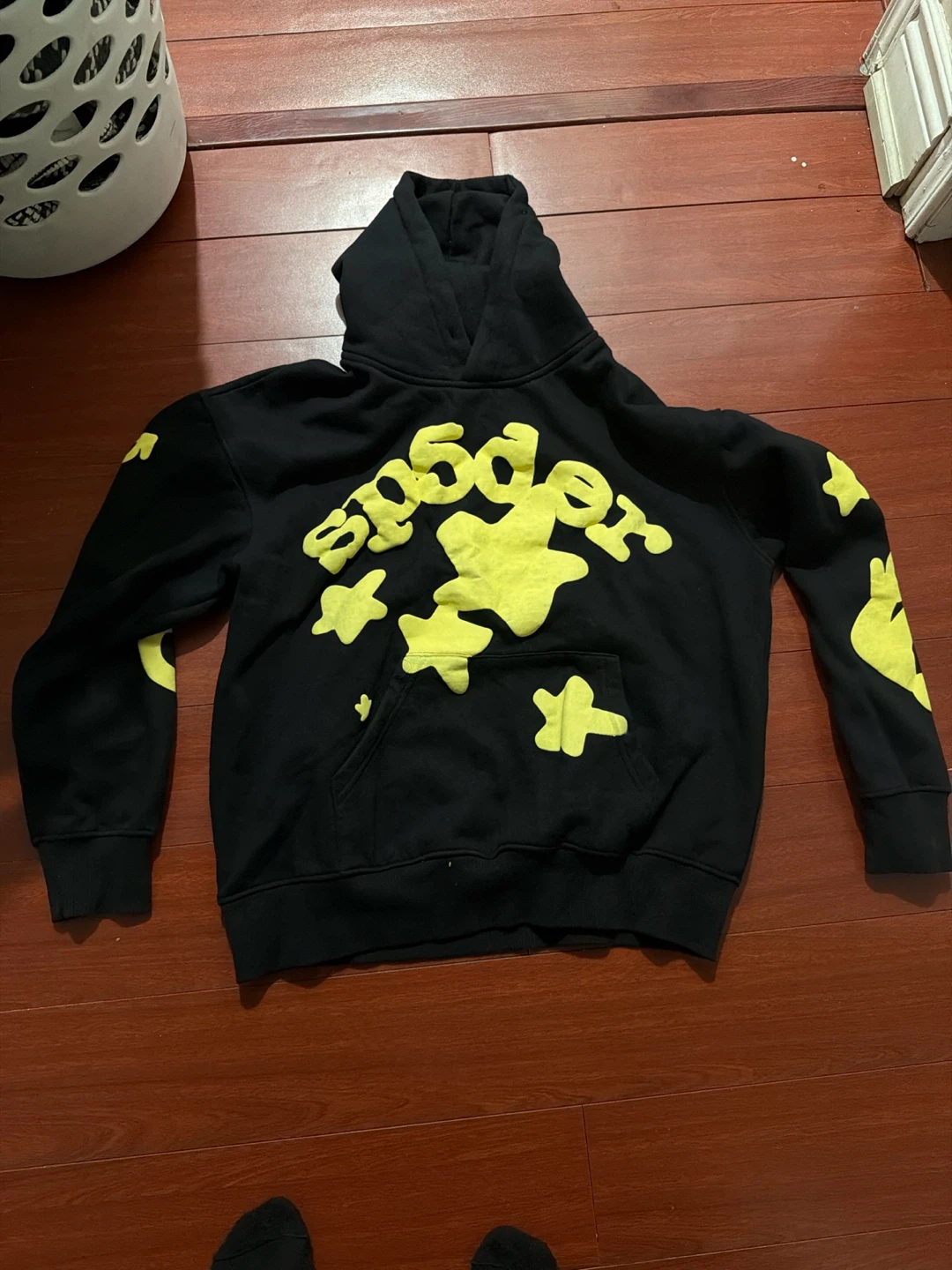 (NEED GONE) Sp5der Black and Yellow Star Hoodie