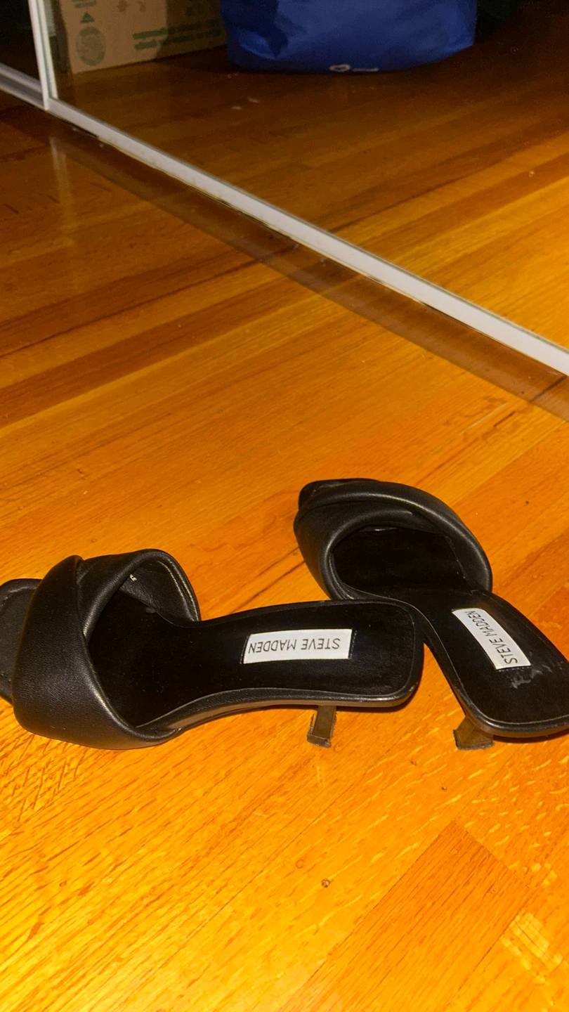 Steve Madden Black Padded Slide Heels