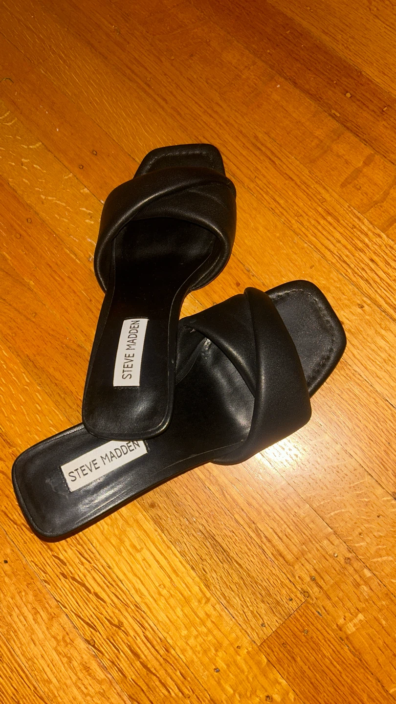 Steve Madden Black Padded Slide Heels - photo 2