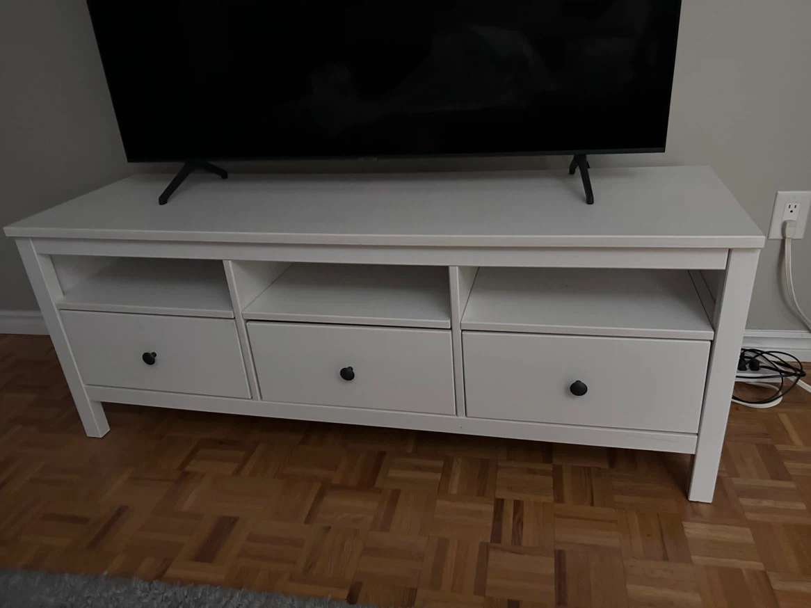 IKEA HEMNES White TV Stand