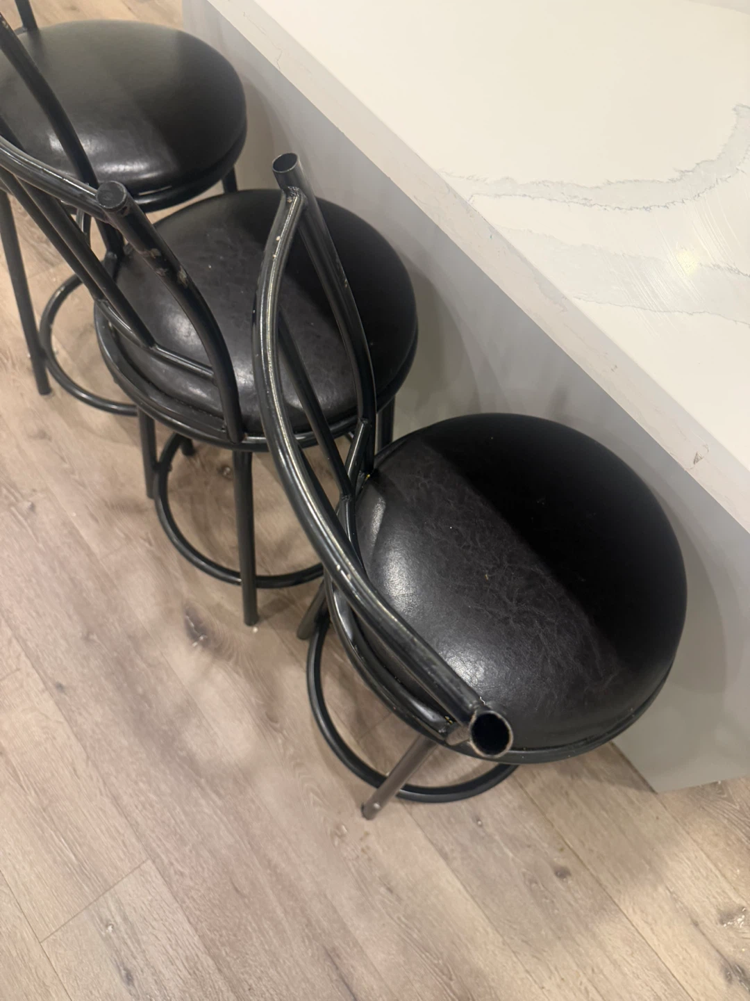 Set of 3 Black Bar Stools - photo 3
