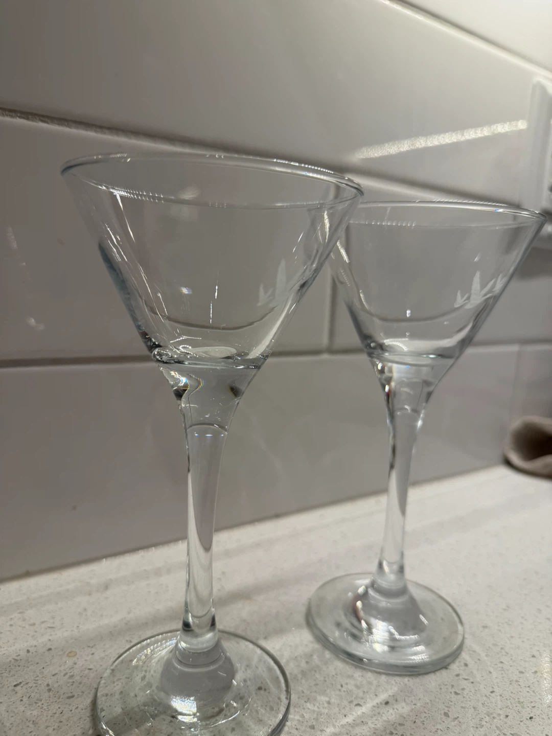 Set of 2 Etched grey goose Martini Glasses - photo 4