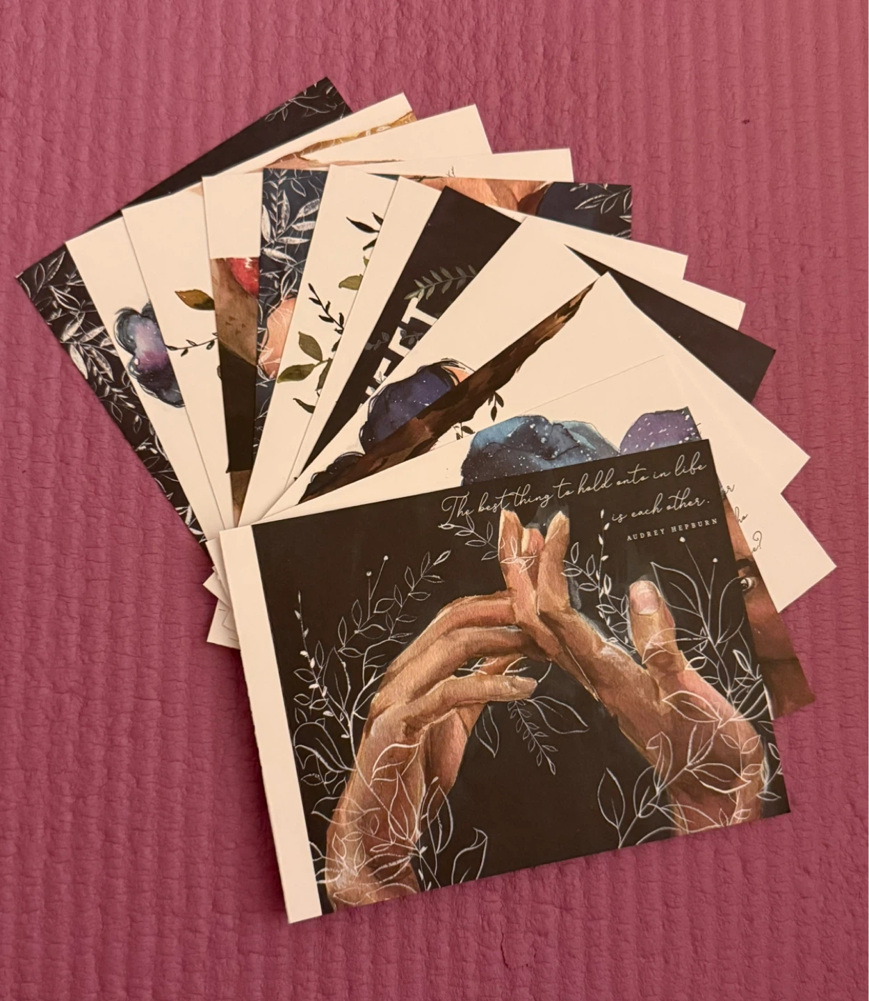 NEW✨Set of 12 Postcards