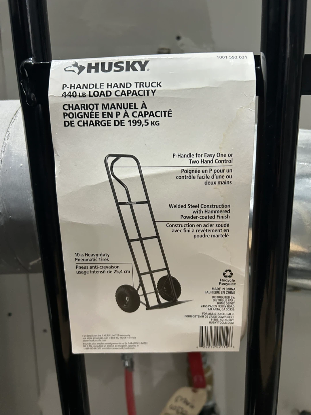 Husky P-Handle Hand Truck - 440 lb Load Capacity
