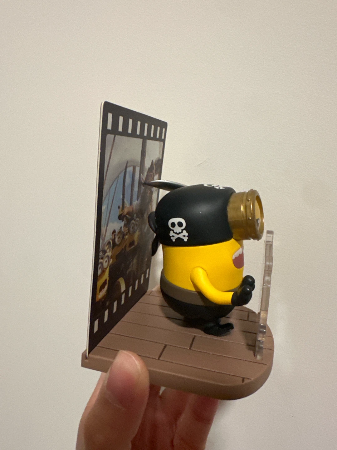 Minion Stuart Pirate Figure pop mart - photo 2
