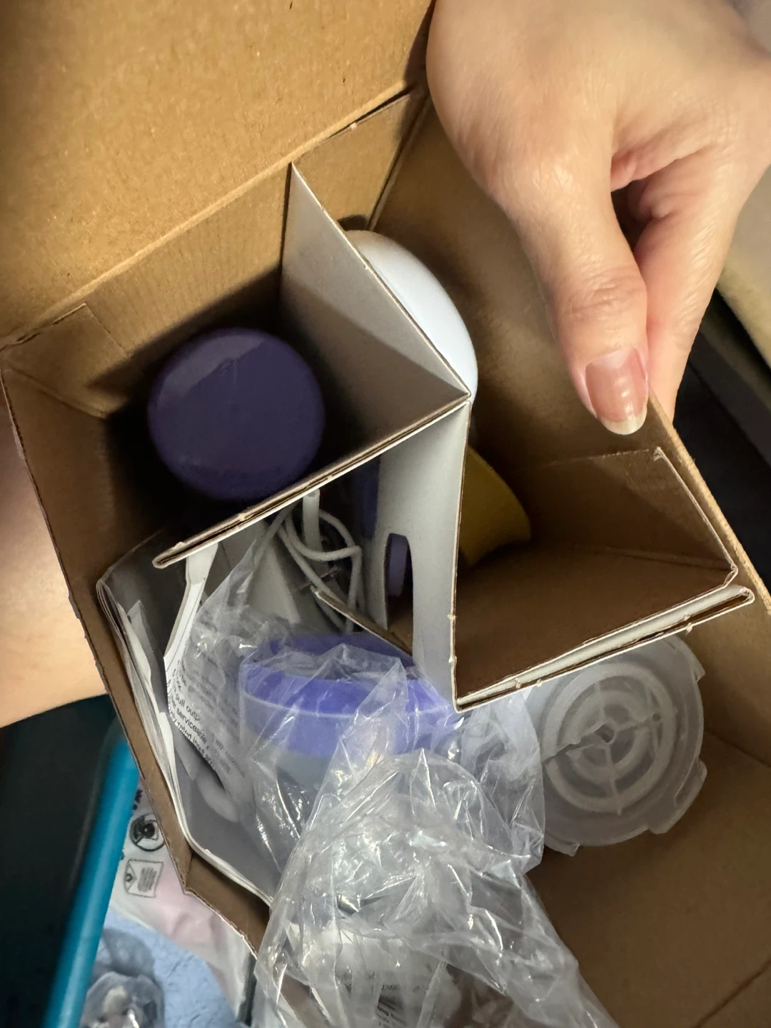 Lansinoh Compact Single Electric Breast Pump - photo 3