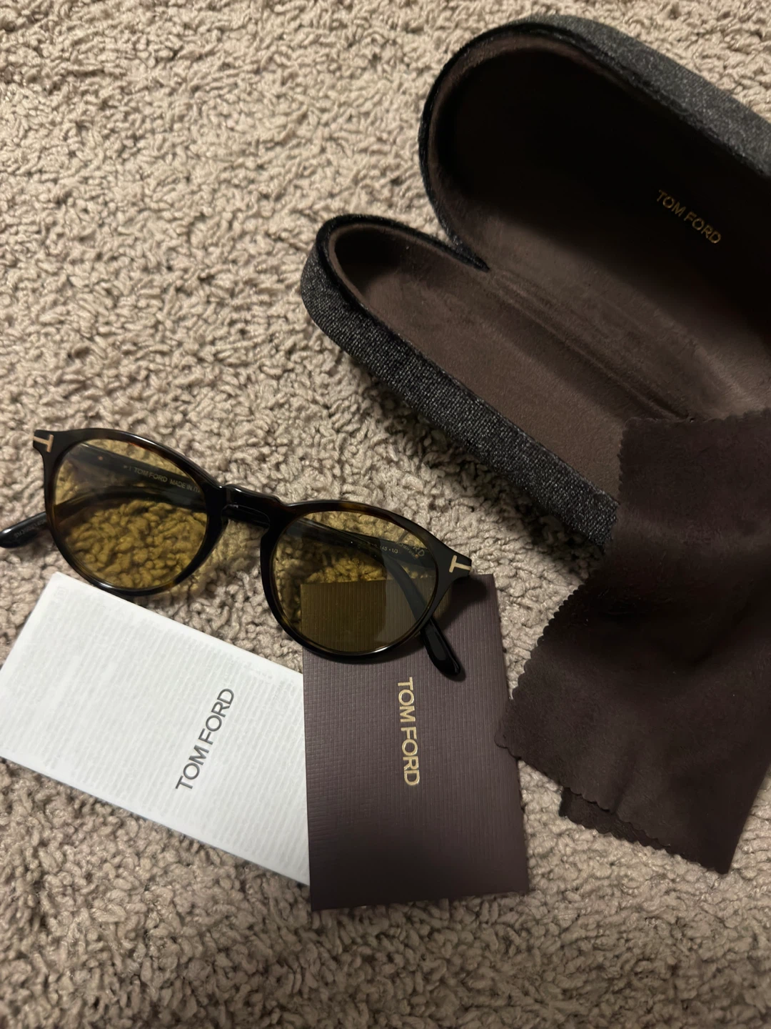 TOM FORD Sunglasses with Case and Cloth