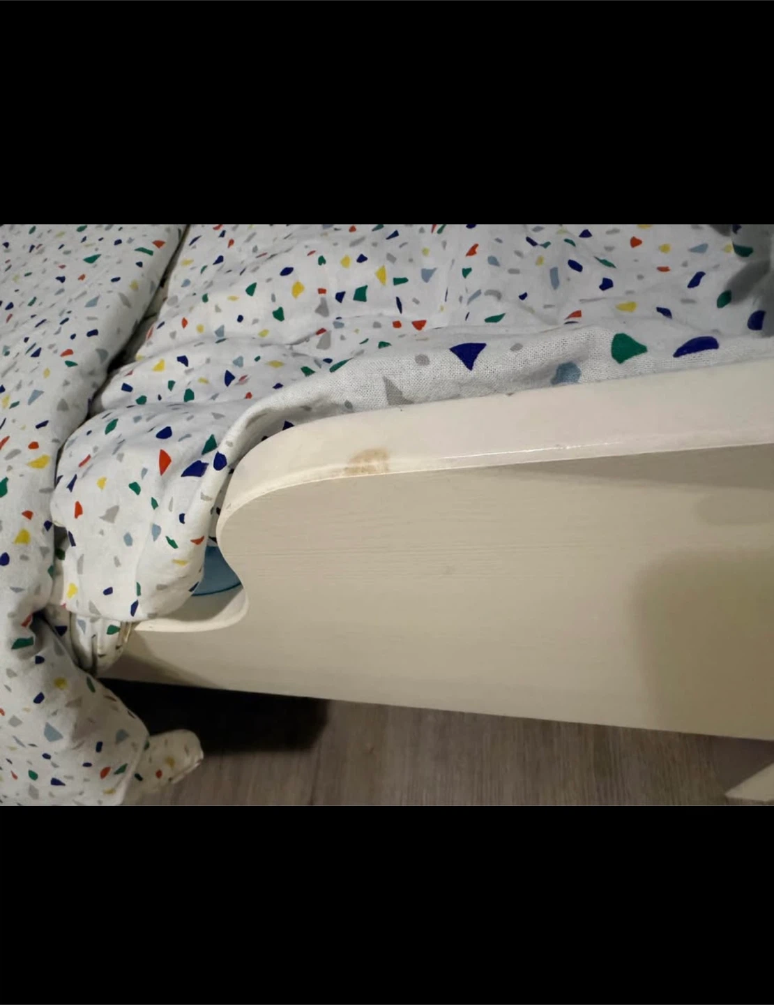 White Toddler Bed and mattress - photo 3